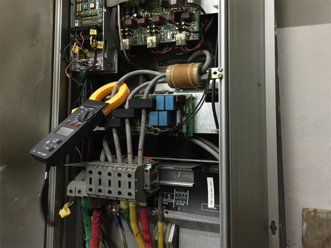 正佳廣場空調制冷系統變頻器維修項目實例
